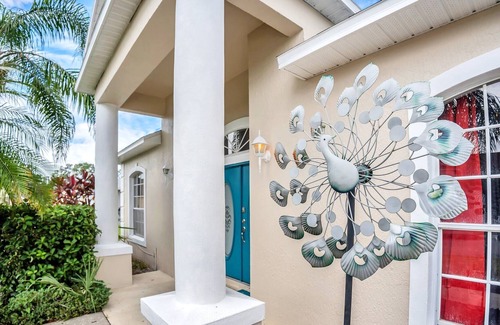 Bridgewater Crossing House | Charming Villa w/ Private Pool & Fireplace