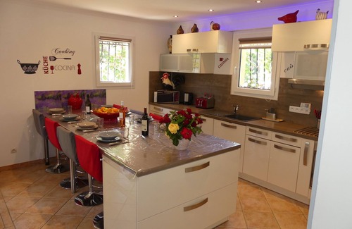 Ceyreste Villa | Charming villa with private pool, 4 km from the beaches and close to Cassis