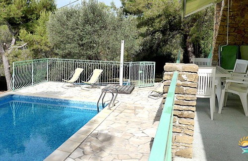 Ceyreste Villa | Charming villa with private pool and summer kitchen ♥ Near Calanques