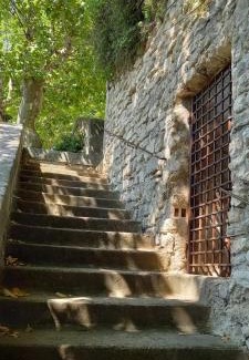 Bonnieux House | Charming Village Getaway in Bonnieux