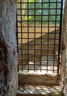 Bonnieux House | Charming Village Getaway in Bonnieux