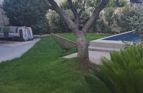 Aigues-Vives House | Charming village house with garden and swimming pool