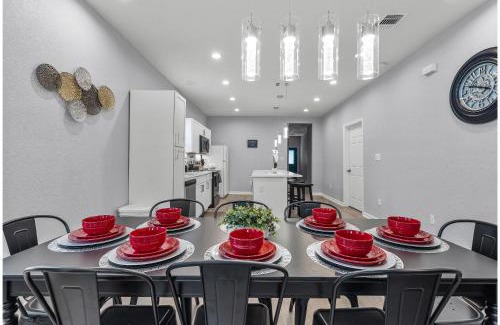 Denver Heights House | Charming Walkable 4 BR2.5 BA Near Dtown Riverwalk