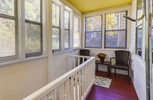 Waterbury Apartment | Charming Waterbury Gem w/ Smart TVs Near Skiing!