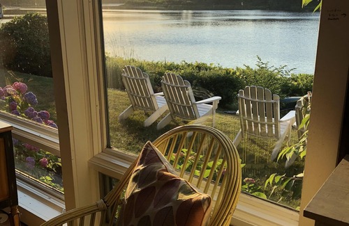 Chatham House | Charming Waterfront House in Chatham