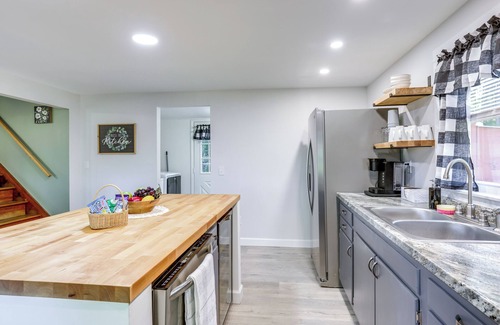 Watkins Glen House | Charming Watkins Glen Home w/Yard!