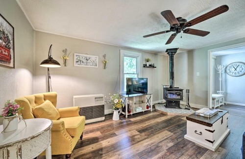 Waynesville House | Charming Waynesville Cottage Less Than 2 Mi to Main St