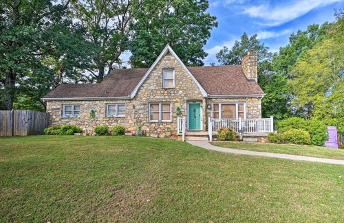 Winston - Salem House | Charming Winston-Salem Home about 5 Mi to Dtwn!