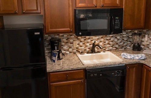 Massanutten Villa | Charming Woodstone Meadows Villa @ Massanutten with Jetted tub & fireplace
