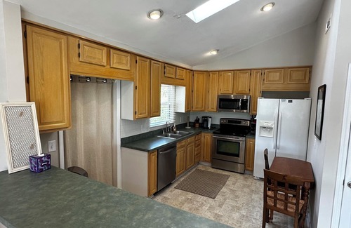 Parmele Isle Cottage | Charming Wrightsville Beach Single Family Cottage