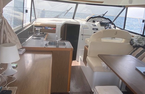 Puerto Calero Boat Rental | 'Charming Yatch' with Sea View, Wi-Fi and Air Conditioning