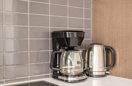 Bloor-Yorkville Apartment | Charming Yorkville Condos