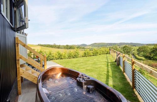 Oswestry House | Charollais