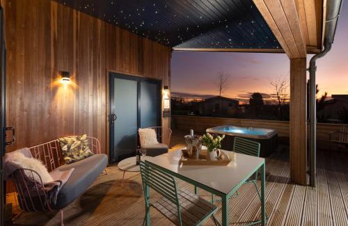 Cheddar House | Charterhouse, Strawberryfield Park