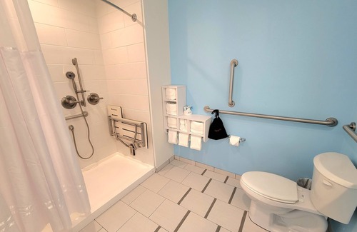 Clearwater Beach Hotel | ChartHouse Clearwater Beach Marina Hotel