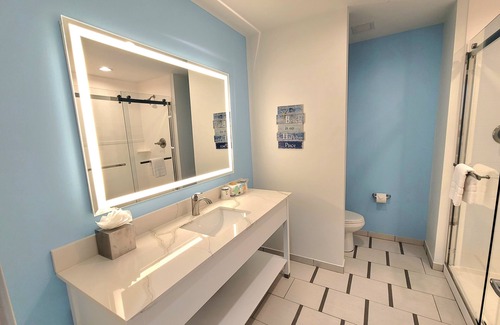 Clearwater Beach Hotel | ChartHouse Clearwater Beach Marina Hotel