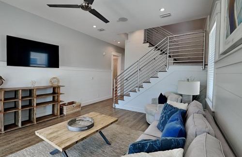 Bid-a-wee Beach House | Chat n Chill