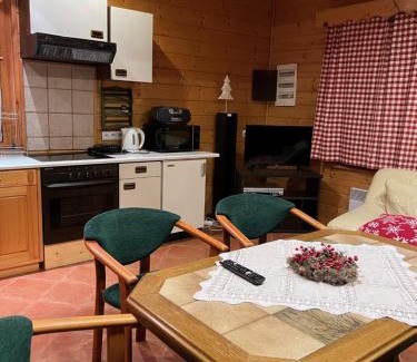 Szczyrk Ski Chalet | Chata pod Skrzycznem LuLu