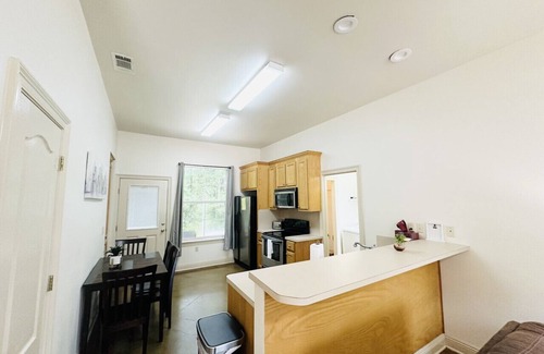 Pine Grove Apartment | Chateau 6, spacious townhouse in Tickfaw, LA