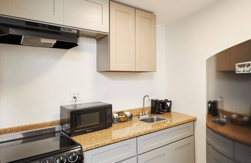 Panama City Beach Hotel | Chateau Beachfront Hotel, A By The Sea Resort