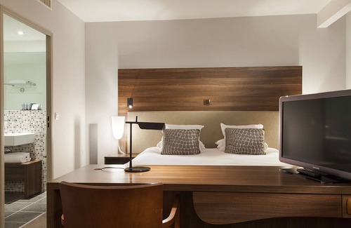 Tours Hotel | Château Belmont Tours by The Crest Collection