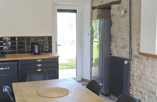 Surville House | Chateau/Country House
