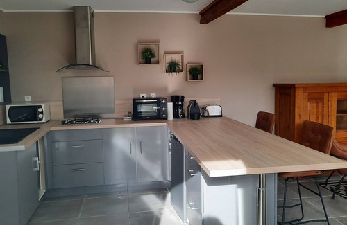 Pelissanne Cottage | Chateau / Country House
