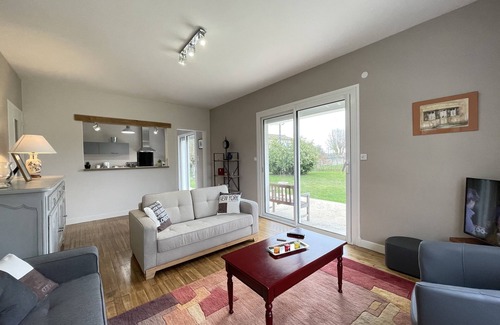 Virollet House | Chateau/Country House