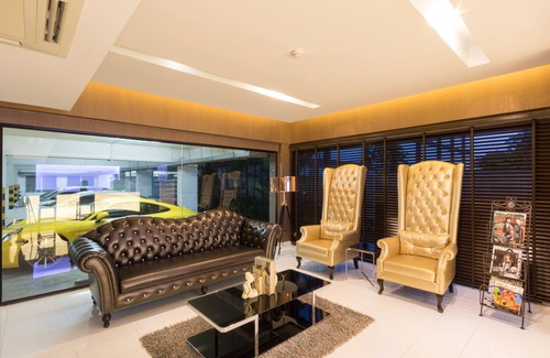 Phra Khanong Hotel | Chateau de Sukhumvit