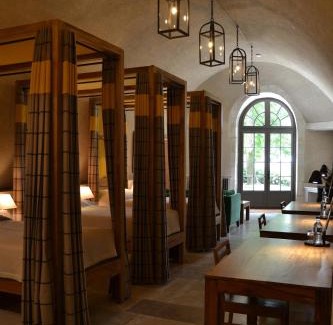 Saint-Regle Hotel | Chateau des Arpentis