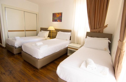 Tirana Hotel | Chateau Linza Resort