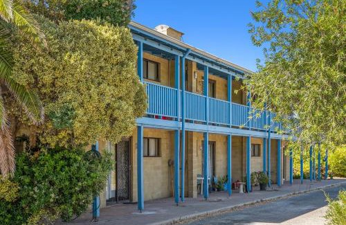 Lancelin Apartment | Chateau McNally