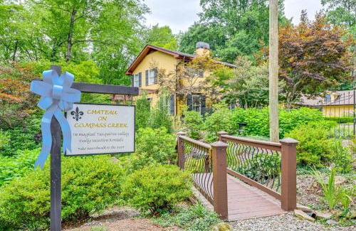 Hayesville Apartment | Chateau on Compass Creek Quiet Hayesville Escape
