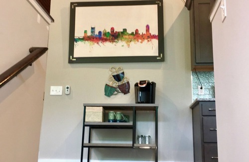 Buena Vista House | Chateau On Monroe - 5 Star Oasis. A Unique and Memorable Nashville Experience!