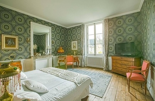 Benest Other | Chateau Paradis - Twentyeight Bedroom Castle, Sleeps 91