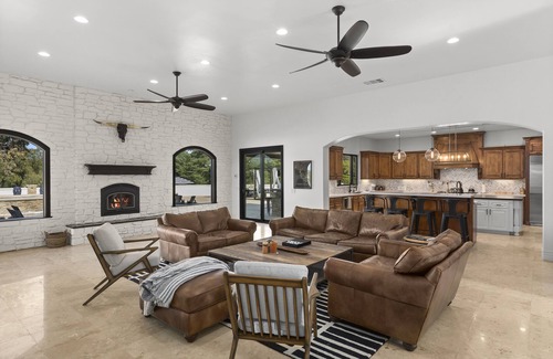Temecula Villa | Chateau Vino - French Style Chalet