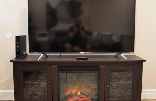 Hattiesburg House | CHATEAUX MAGNOLIA - SMART HOME, W/ BBQ+CORNHOLE!