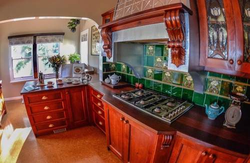 Katoomba House | Chatelaine - Art Deco luxury entwined with Hollywood Regency