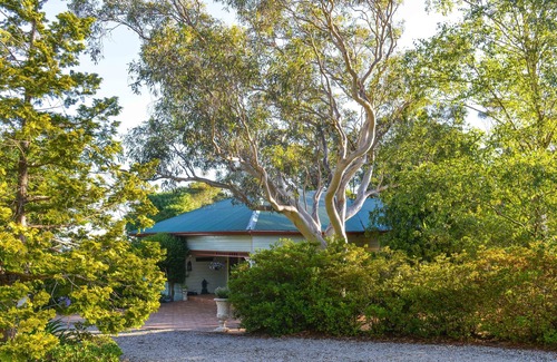 Katoomba House | Chatelaine - Art Deco luxury entwined with Hollywood Regency
