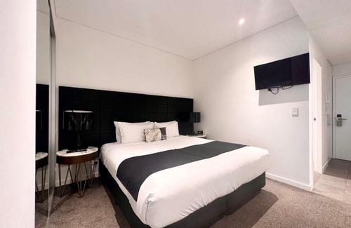 Chatswood CBD Apartment | Chatswood Walk to Train shopping