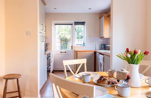 Quorndon House | Chaveney Cottage