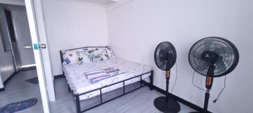 Moonwalk House | Cheap accommodation near NAIA Airport