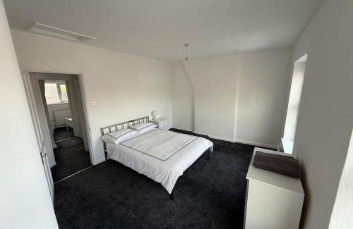 Grantham Apartment | Cheap Grantham Town Centre Terrace House