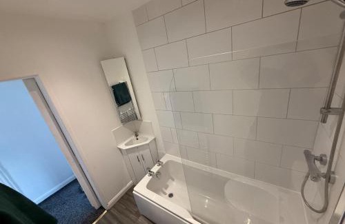 Grantham Apartment | Cheap Grantham Town Centre Terrace House