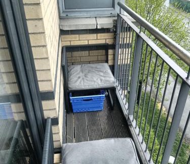 Dublin House | Cheap modern room