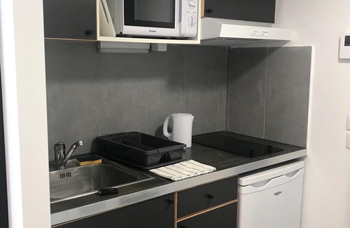 Pantin Apartment | Cheap Paris. New apartment in town house near the center.