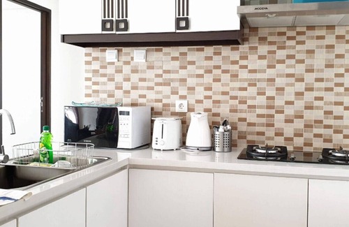 Old Jakarta Condo | CHEAP Spacious 200m Condo Near Business Center