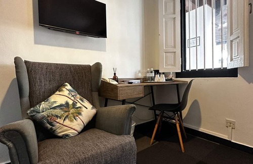 Farrer Park Hotel | Check-Inn at Little India