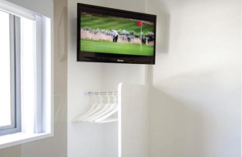 Green Point Hotel | Check Inn Hotel