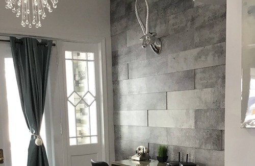 Mauricie House | Check the information to learn more about La Villa Du Charme